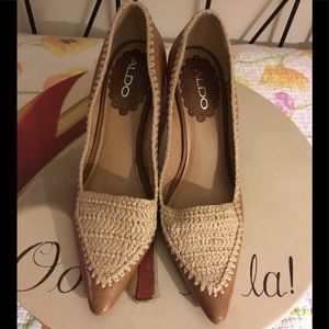 Aldo Tan Leather and Beige Crochet Size 7 Pumps